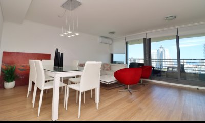Exclusivo 2 dorm. en Playa Mansa