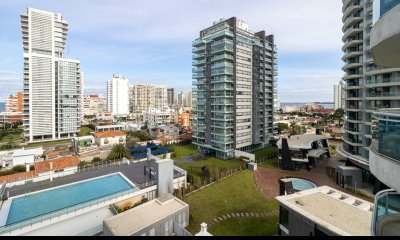 En venta sobre Avda Chiverta Playa Brava 1 dormitorio