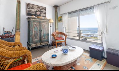 Venta de Apartamento en Peninsula frente al mar!