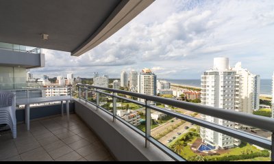 Apartamento en venta Playa Brava 3 dormitorios