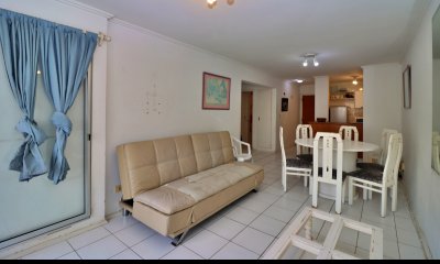 Apto Dormitorio y Medio en Playa Brava