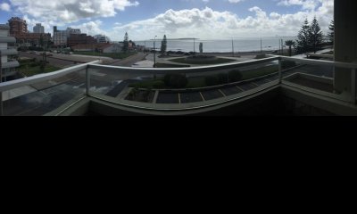 Apartamento en venta Playa Mansa 3 dormitorios