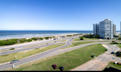 Apartamento en venta Playa Brava 3 dormitorios