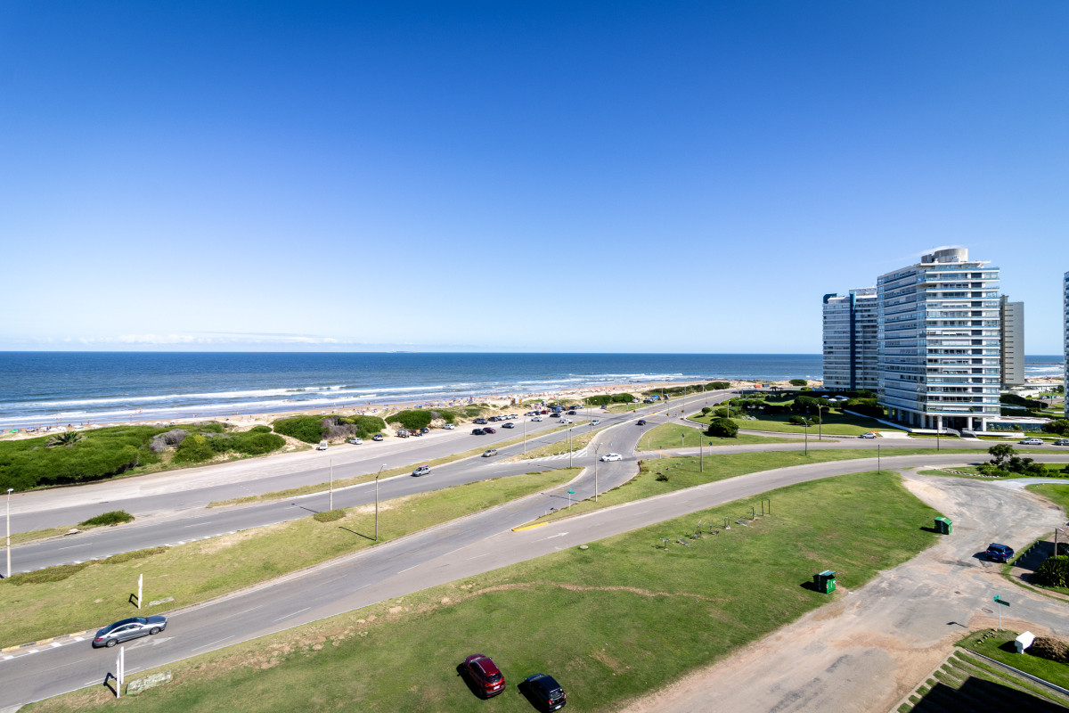 Apartamento en venta Playa Brava 3 dormitorios