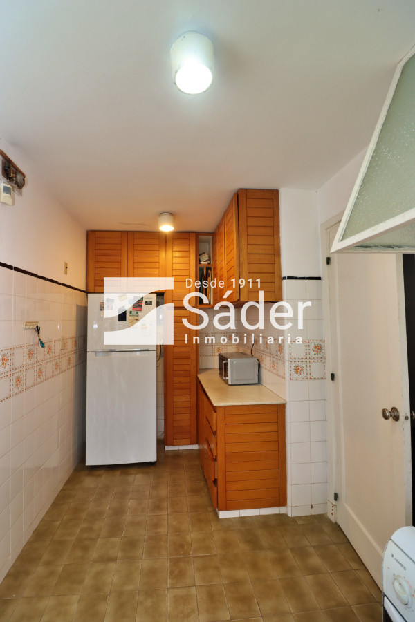 Casa ID.3947 - Hermoso chalet estilo colonial, próximo al mar! 