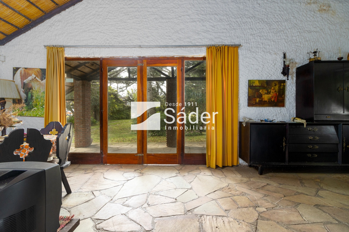 Casa ID.3091 - EXCELENTE OPORTUNIDAD BAJÓ DE PRECIO CON BUENA UBICACIÓN