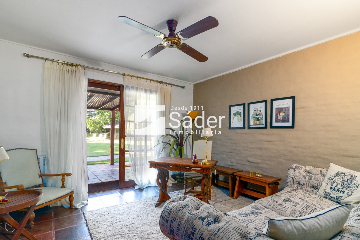 Casa ID.2888 - Espectacular casa con piscina y casa de húespedes en Lugano, Punta del Este