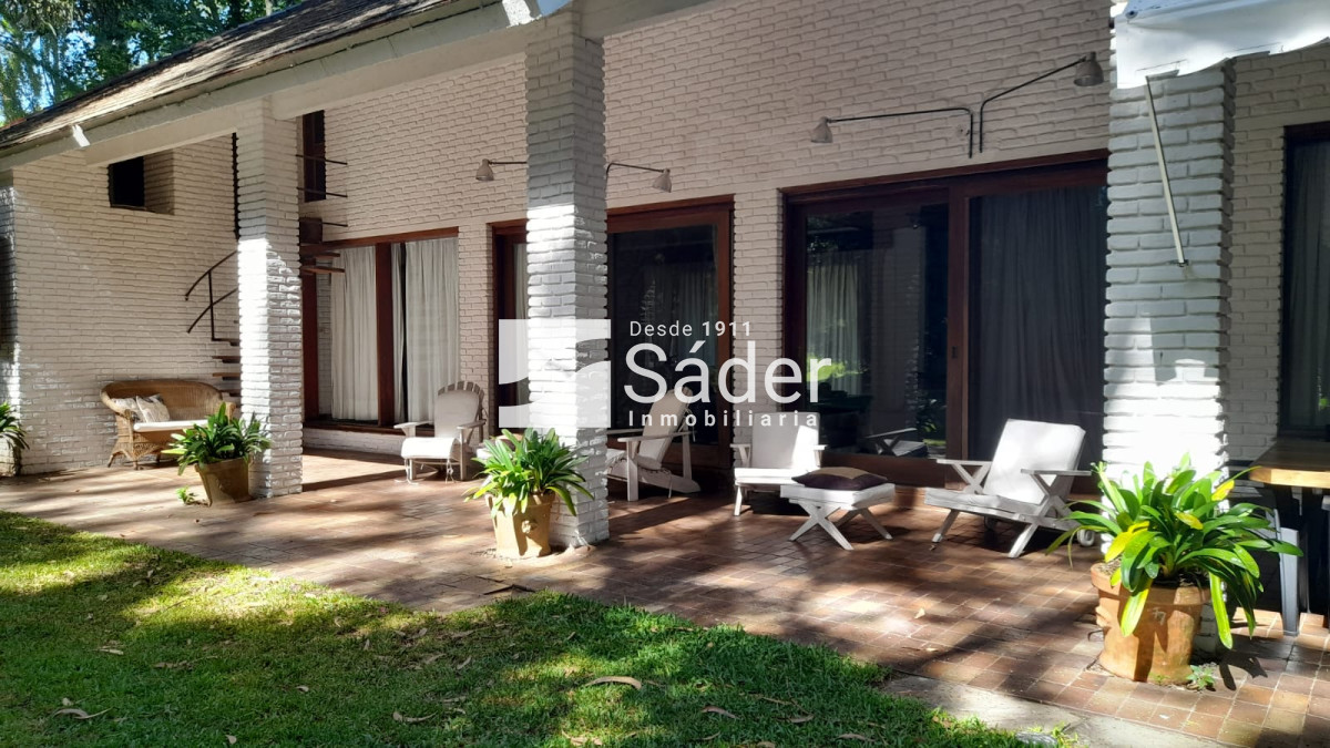 Casa ID.4339 - Chalet en San Rafael. 10 personas