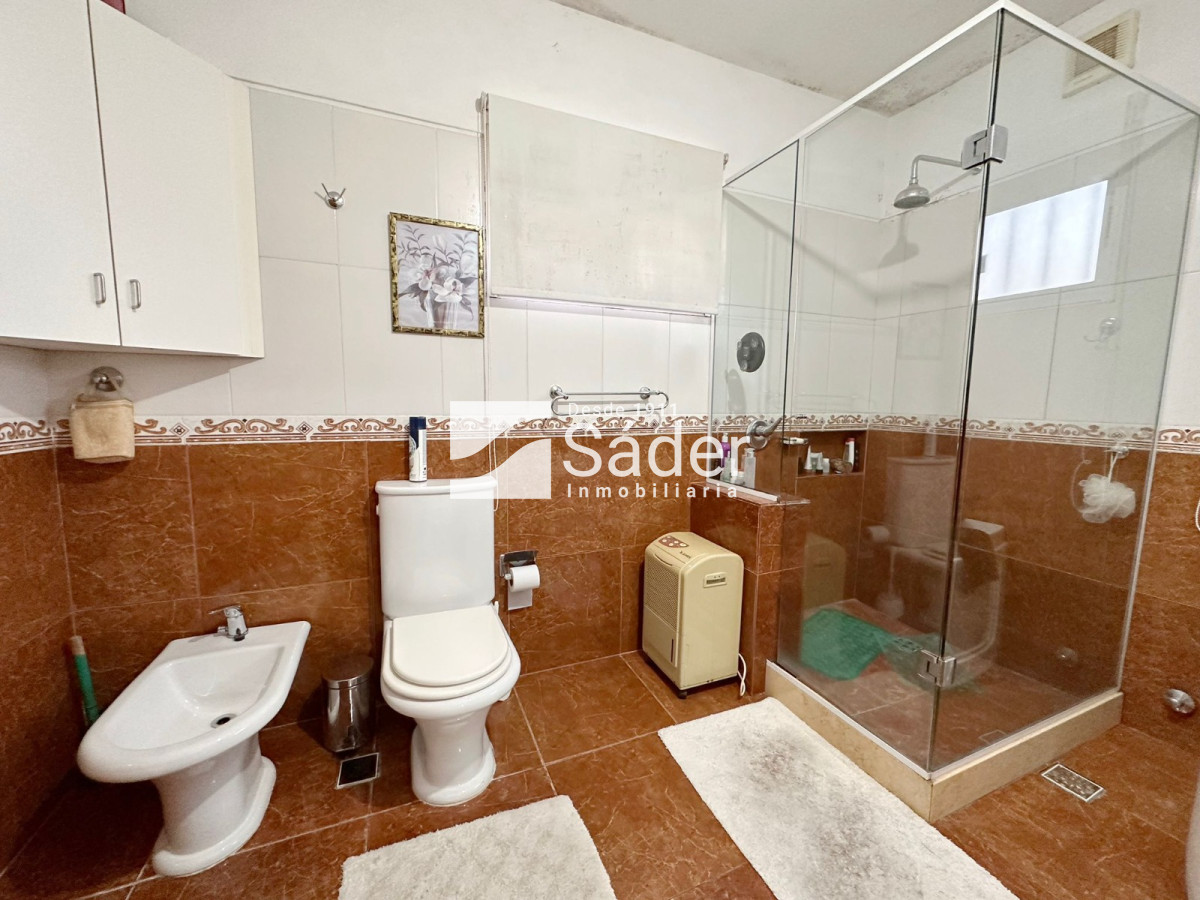 Casa ID.3144 - Casa en venta 4 dormitorios en Pda 23 de Playa Mansa