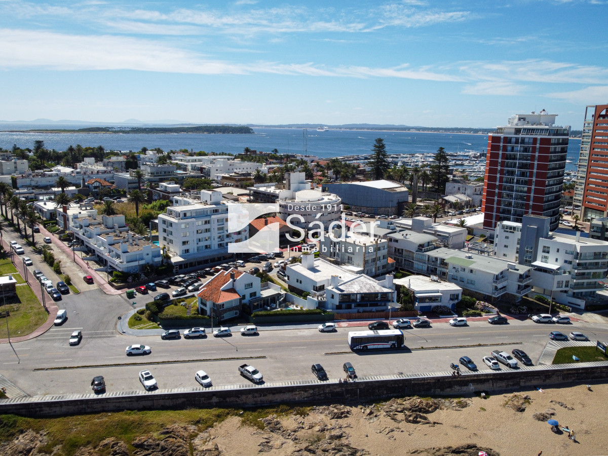 Casa ID.3709 - Casa Frente al Mar Única