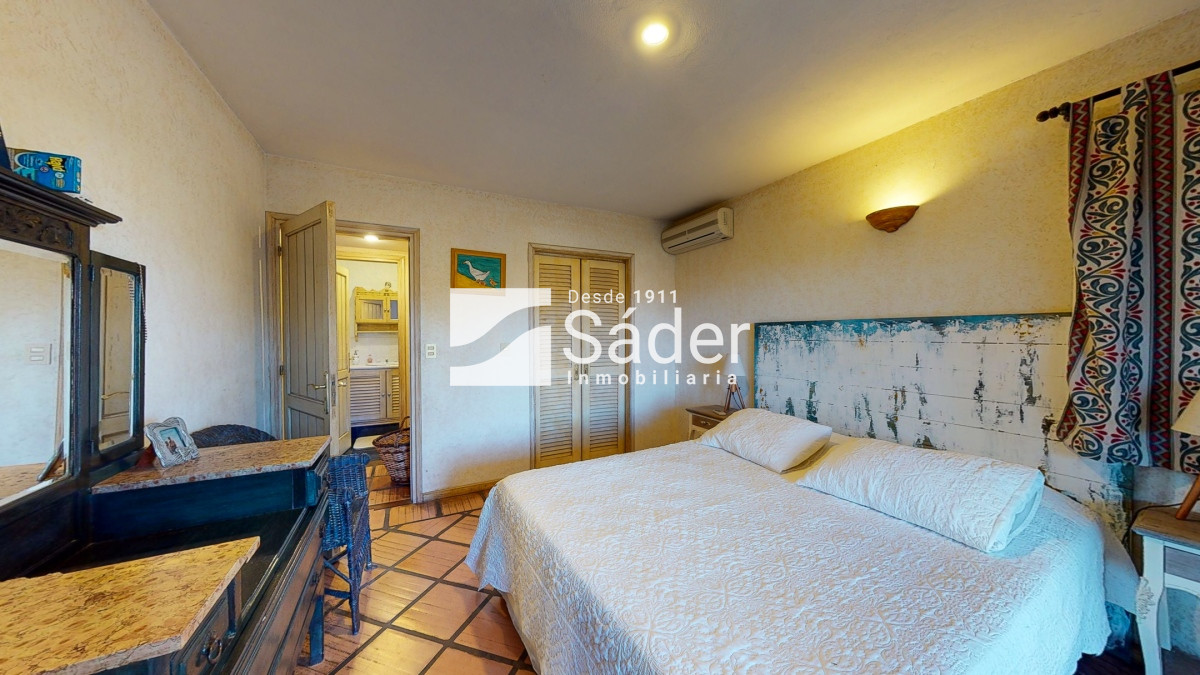 Casa ID.2894 - Casa en venta Pinares 3 dormitorios