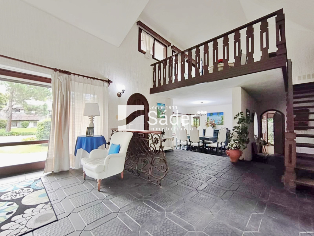 Casa ID.4759 - Chalet en Lugano, Punta del Este