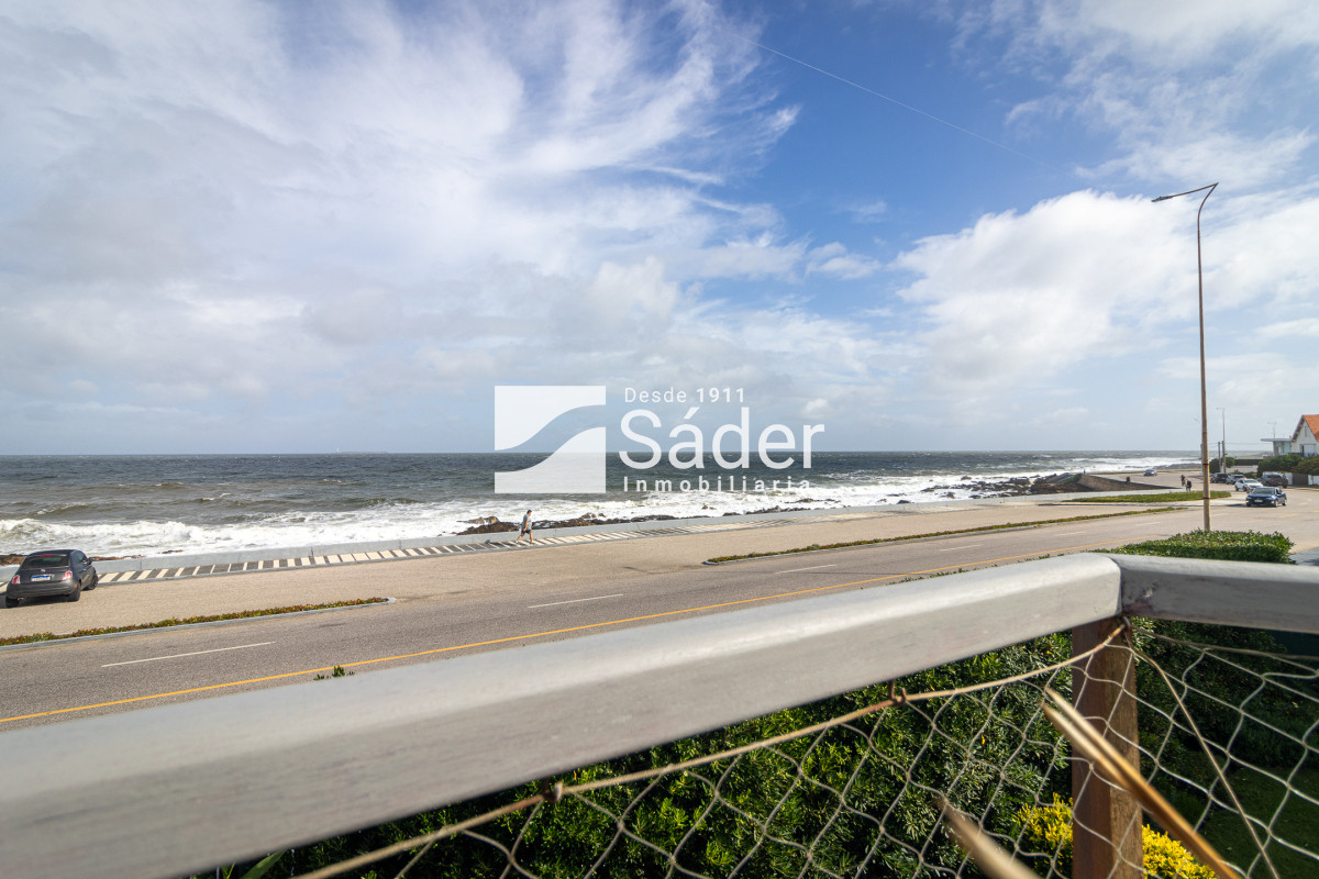 Casa ID.3709 - Casa Frente al Mar Única