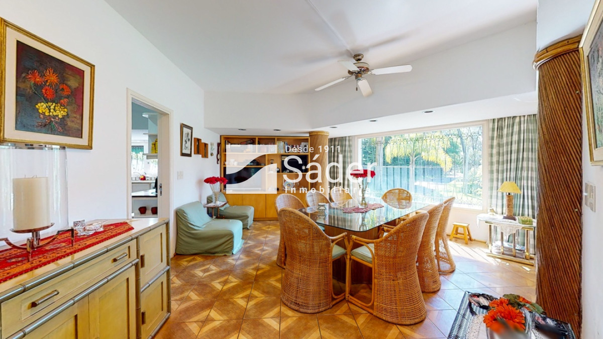 Casa ID.2289 - Casa en venta Playa Mansa 5 dormitorios 