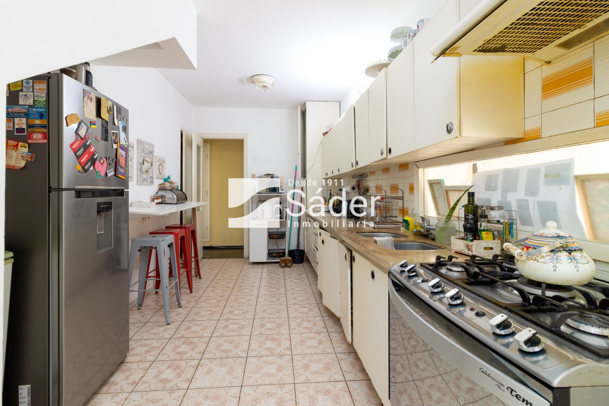 Casa ID.3134 - Casa en venta Barrio Cantegril 5 dormitorios o mas