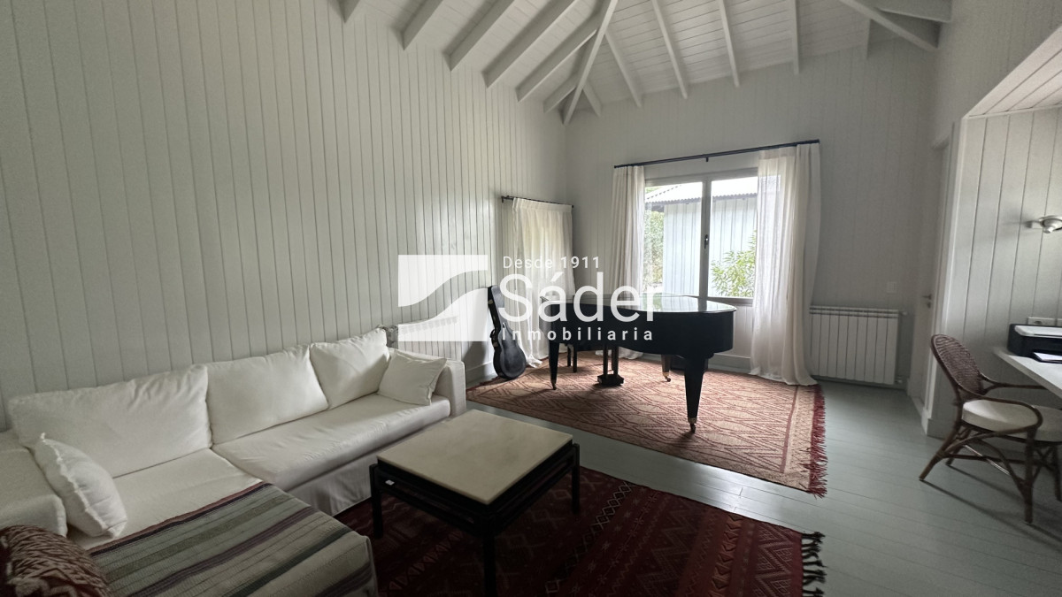 Casa ID.4896 - La Oriental