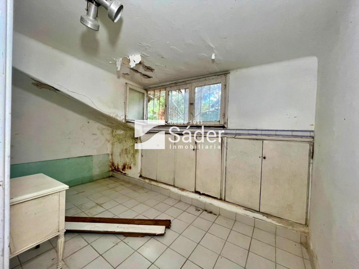 Casa ID.4852 - Una propiedad con historia y carácter, en una ubicación privilegiada de Playa Mansa