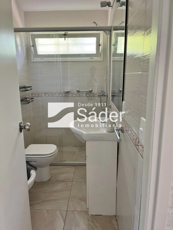 Casa ID.4200 - Casa en alquiler. 3 dormitorios. Pinares