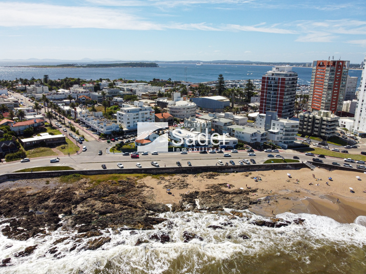 Casa ID.3709 - Casa Frente al Mar Única