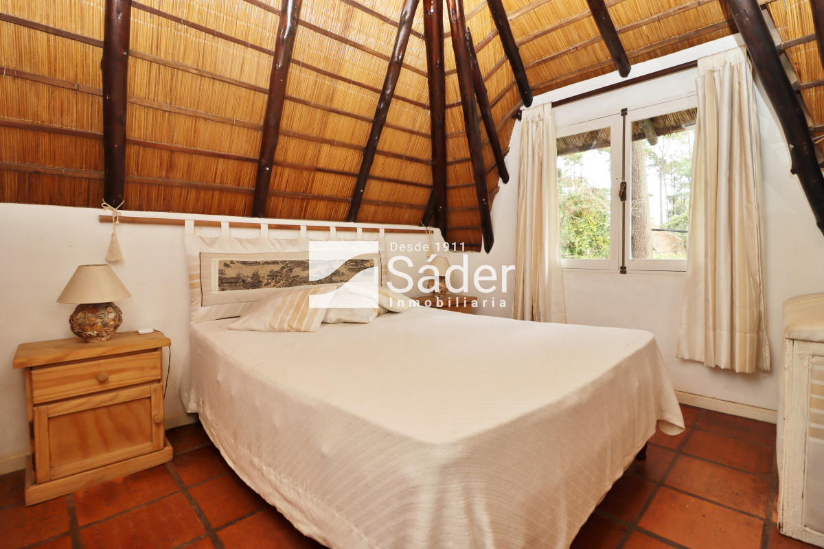 Casa ID.4043 - Quincho a 900 mts. del mar