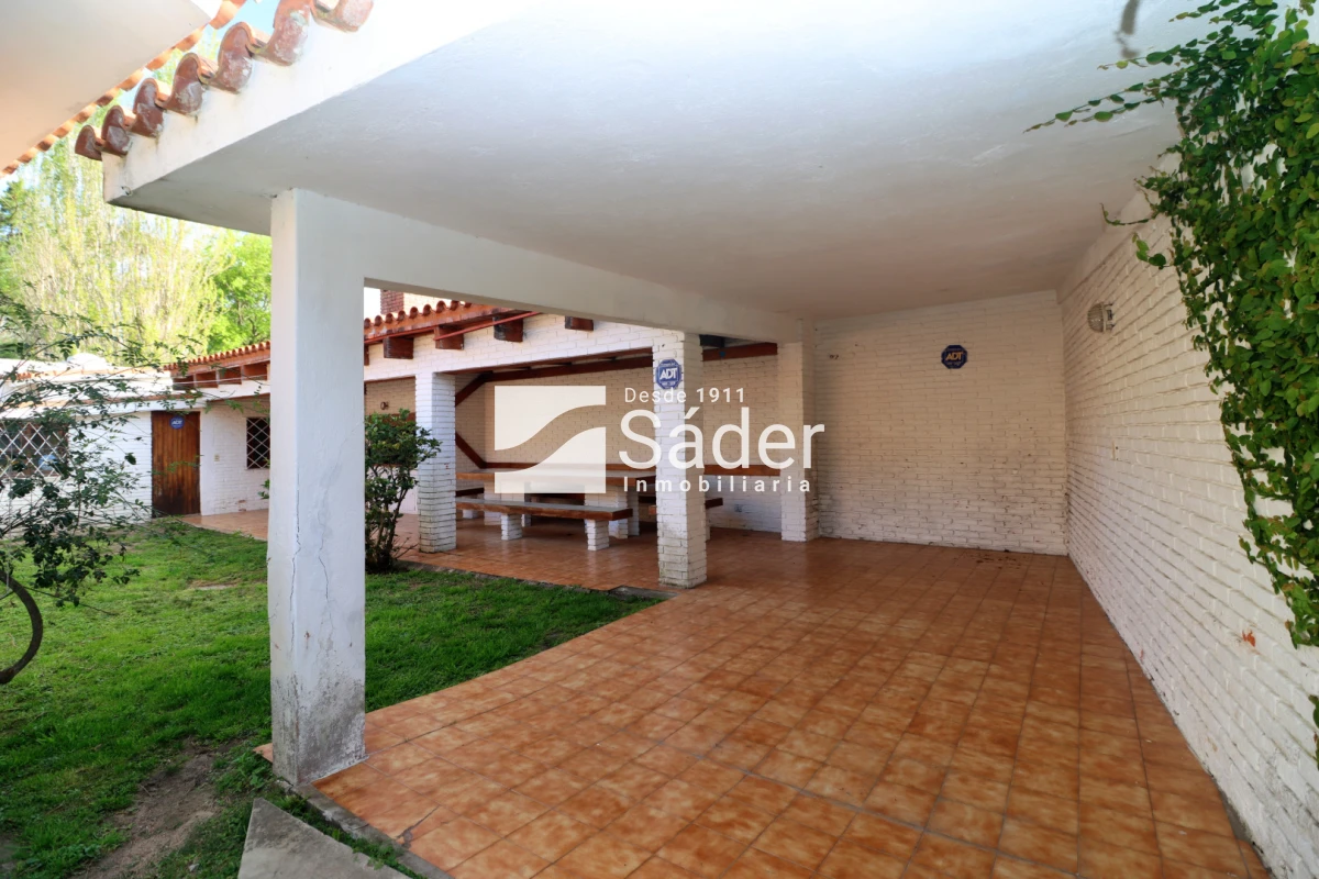 Casa ID.5308 - Casa en alquiler temporal. 4 dormitorios en Playa Mansa