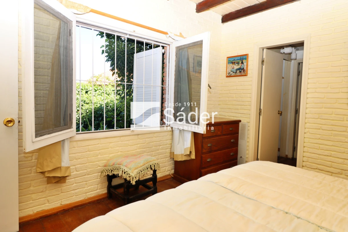 Casa ID.4546 - Casa en alquiler anual. Pinares a metros del mar