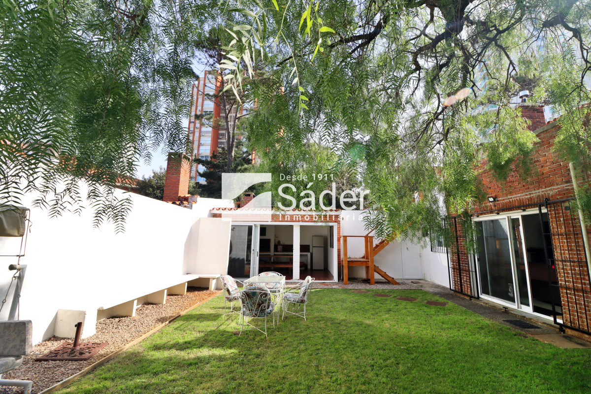 Casa ID.4330 - Casa en playa mansa. 4 dorm. 