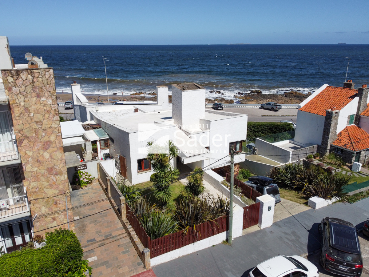 Casa ID.3709 - Casa Frente al Mar Única