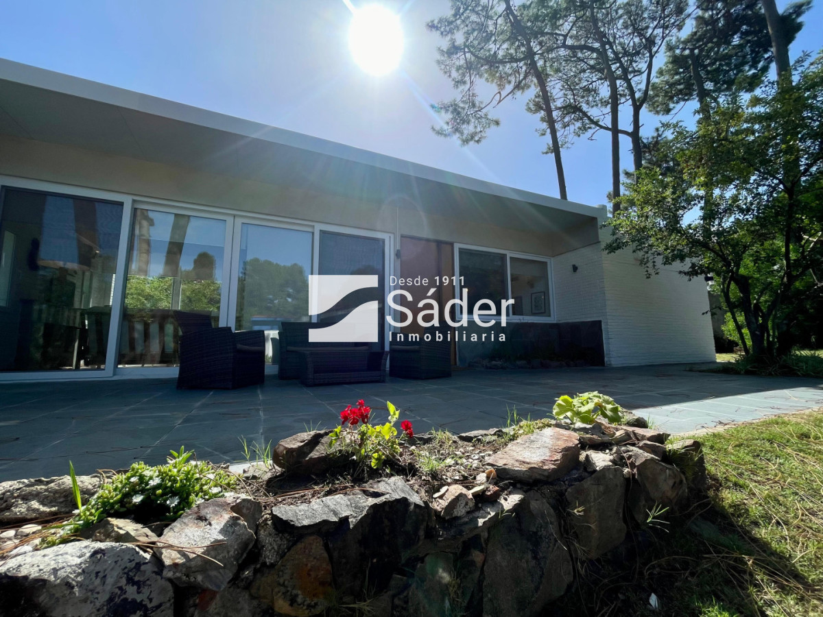 Casa ID.4776 - Casa 3 Dormitorios en Pinares.  