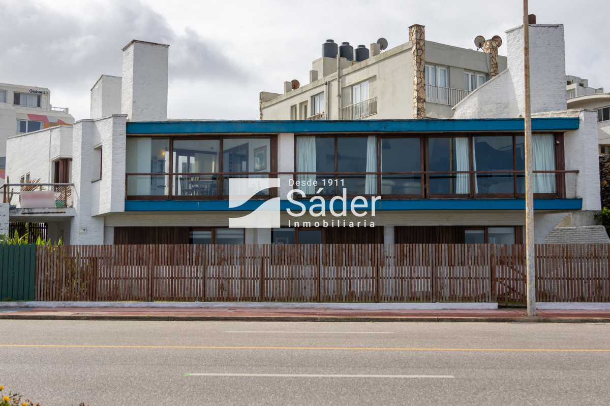 Casa ID.3709 - Casa Frente al Mar Única