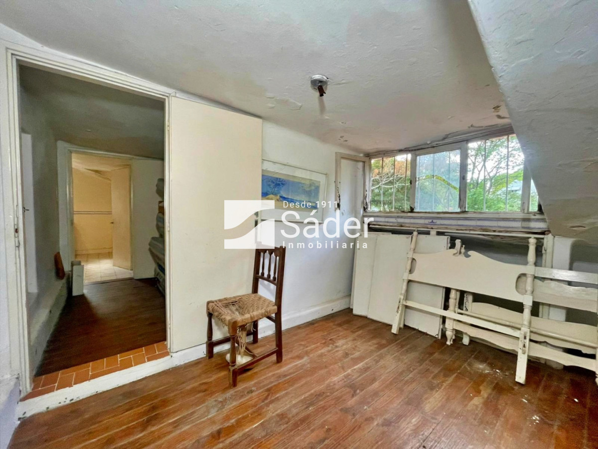 Casa ID.4852 - Una propiedad con historia y carácter, en una ubicación privilegiada de Playa Mansa