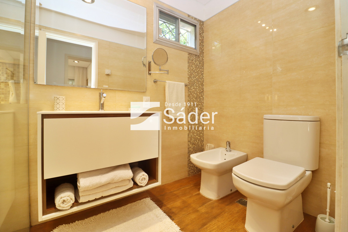 Casa ID.4256 - Chalet totalmente reciclado y en excelente ubicación