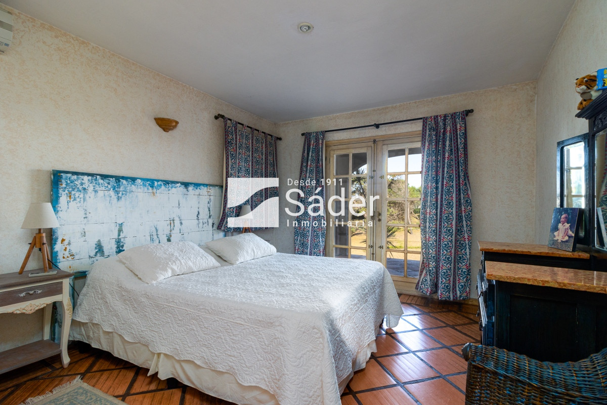 Casa ID.2894 - Casa en venta Pinares 3 dormitorios