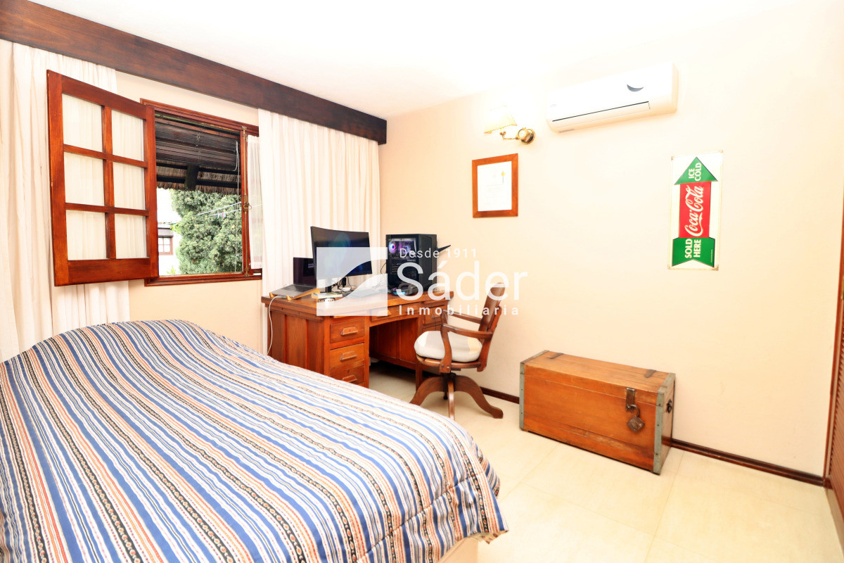 Casa ID.2389 - Casa en venta y alquiler Pinares 3 dormitorios