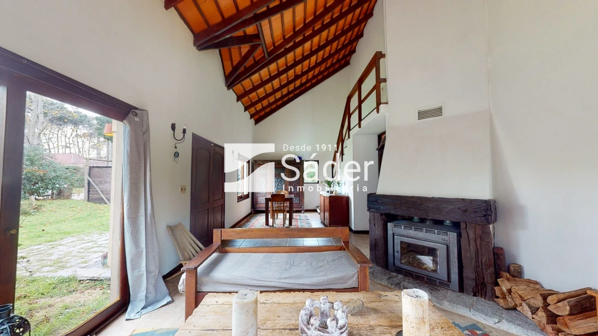 Casa ID.4956 - Casa en alquiler anual. Barrio Marly