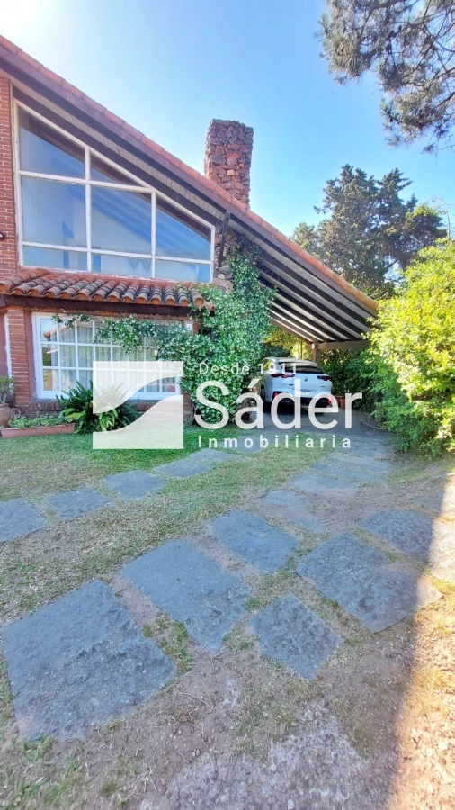 Casa ID.4546 - Casa en alquiler anual. Pinares a metros del mar