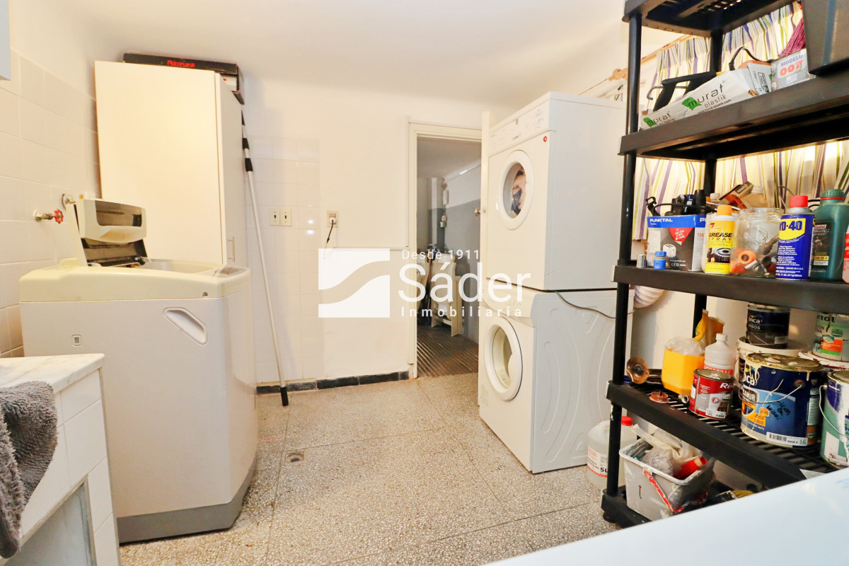 Casa ID.4364 - Casa en peninsula, primera linea frente al mar