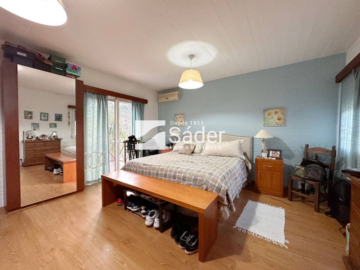 Casa ID.3144 - Casa en venta 4 dormitorios en Pda 23 de Playa Mansa