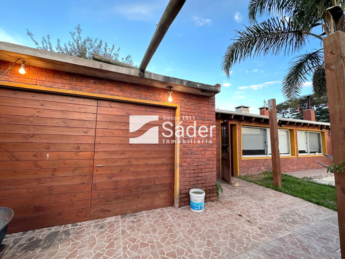 Casa ID.3144 - Casa en venta 4 dormitorios en Pda 23 de Playa Mansa