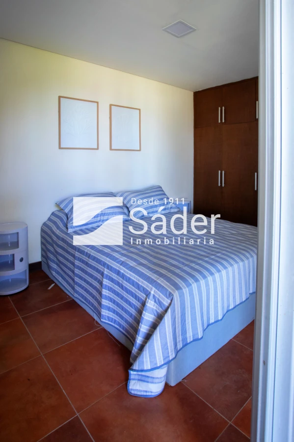 Casa ID.5283 - Casa en Montoya. 5 dormitorios y piscina