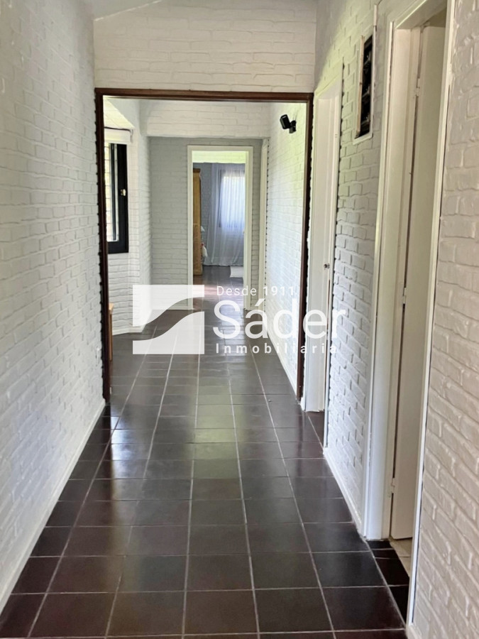 Casa ID.4200 - Casa en alquiler. 3 dormitorios. Pinares