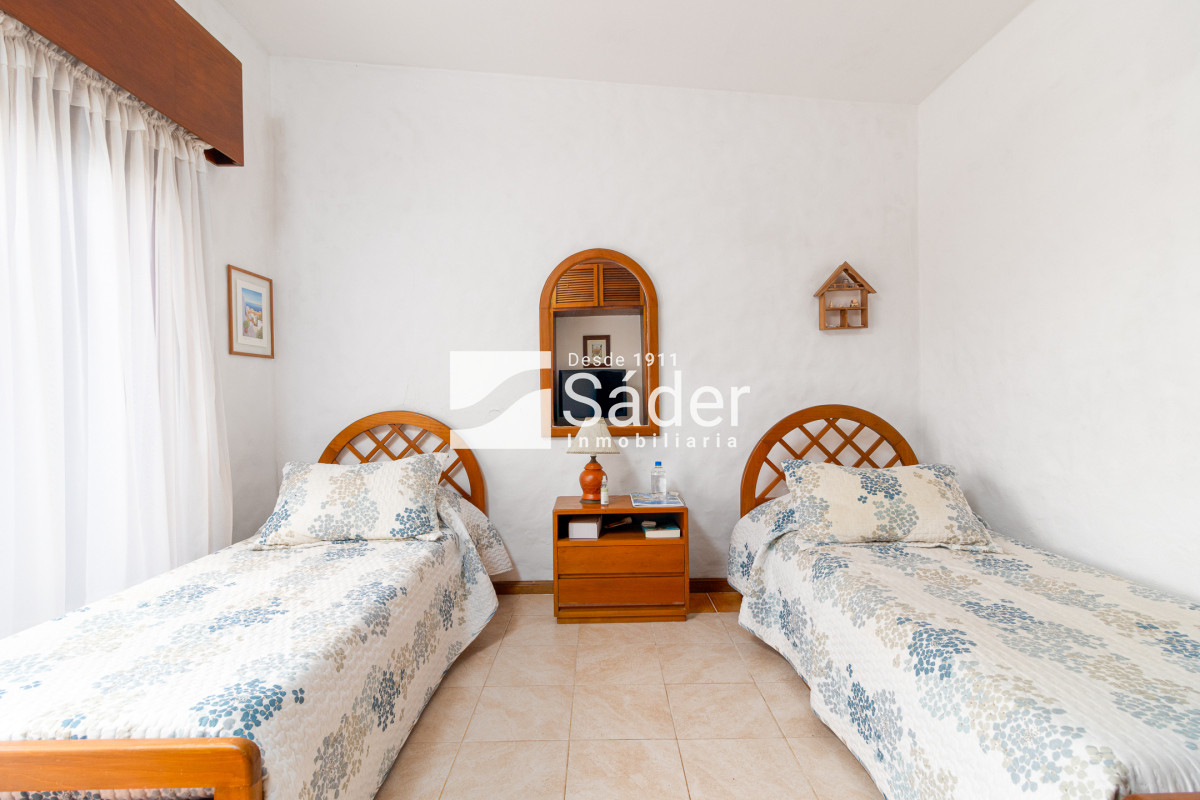 Casa ID.3732 - Ubicación privilegiada, a solo 100 metros del mar en Playa Mansa