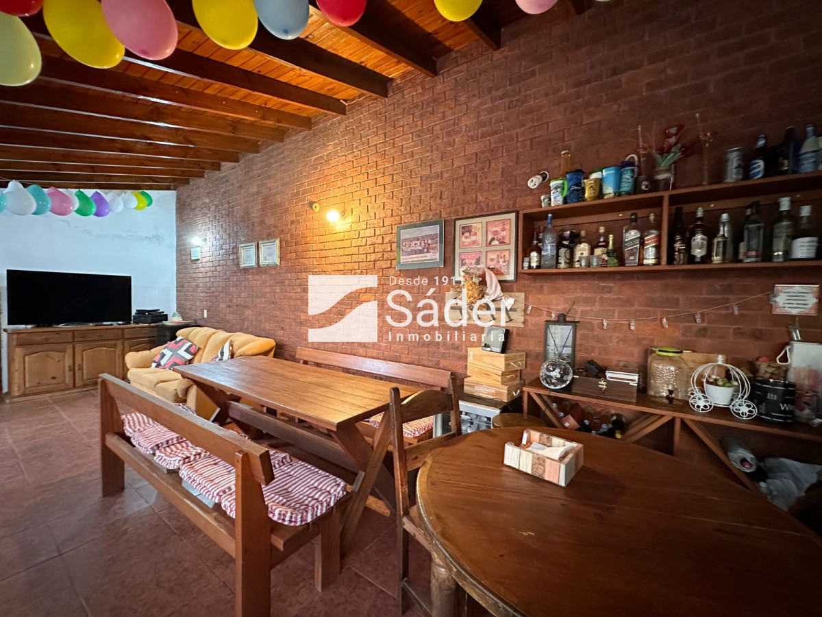 Casa ID.3144 - Casa en venta 4 dormitorios en Pda 23 de Playa Mansa