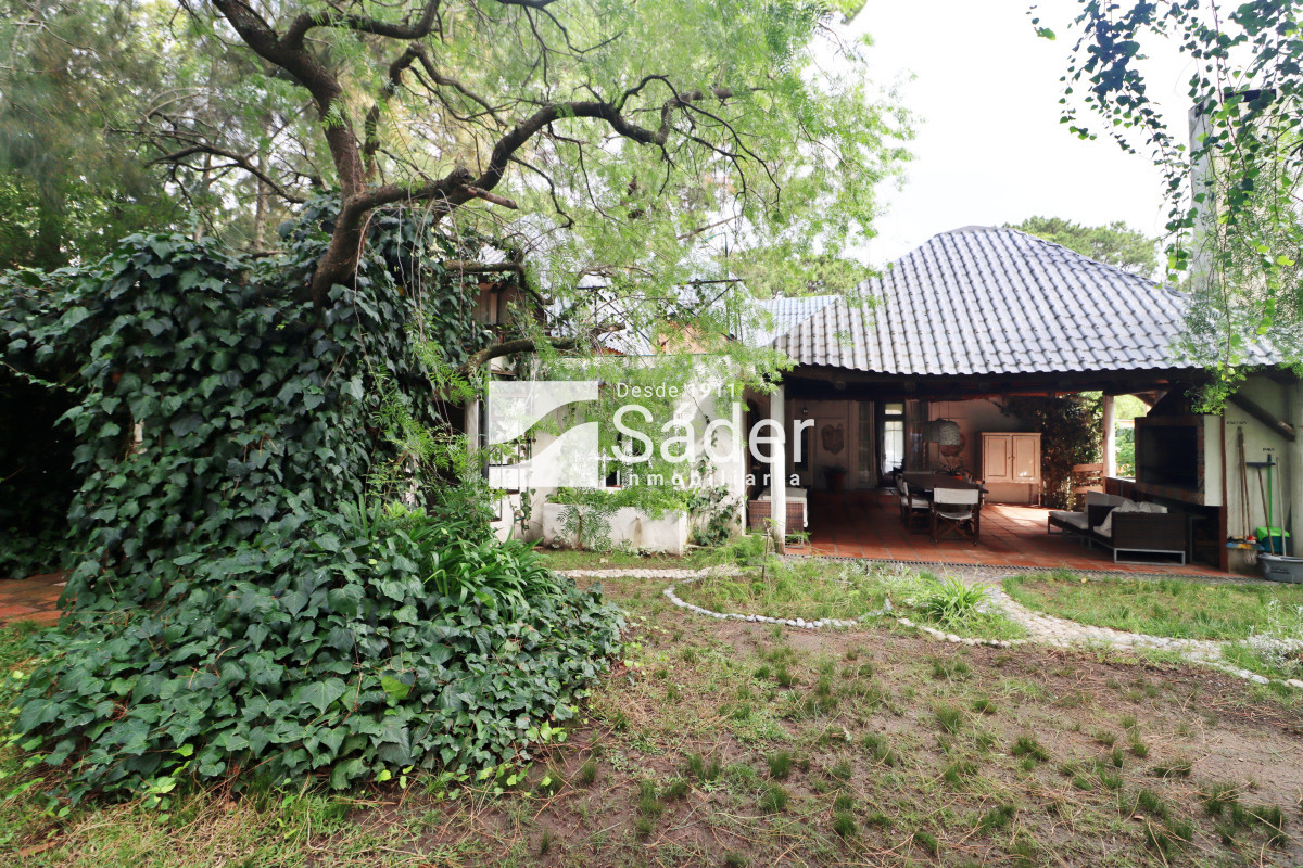 Casa ID.4043 - Quincho a 900 mts. del mar