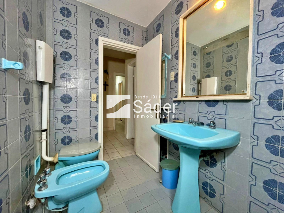 Casa ID.4852 - Una propiedad con historia y carácter, en una ubicación privilegiada de Playa Mansa