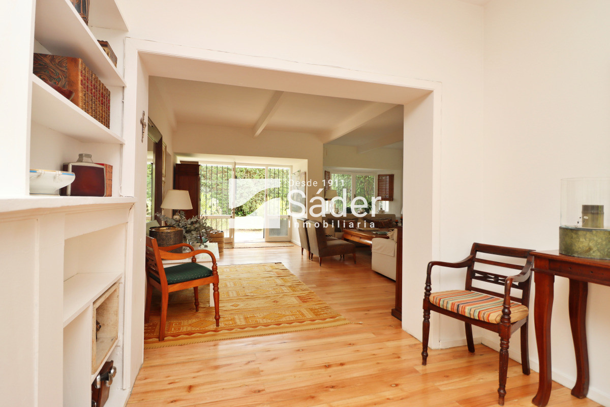 Casa ID.4465 - Casa en la mansa. 4 dormitorios, con piscina 
