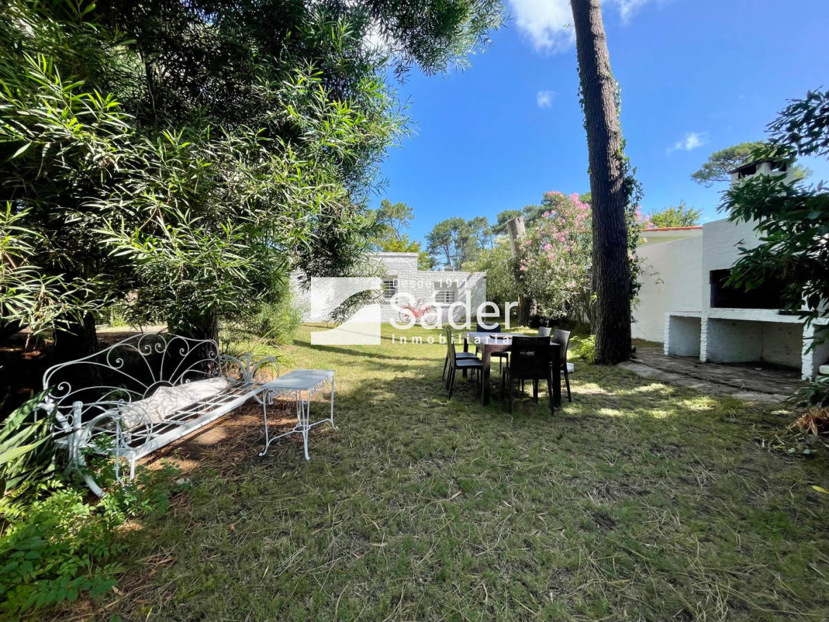 Casa ID.4776 - Casa 3 Dormitorios en Pinares.  