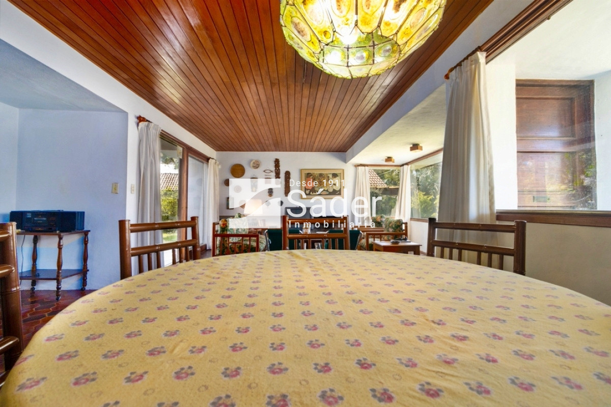 Casa ID.2429 - Casa en venta y alquiler. Pinares 2 dormitorios