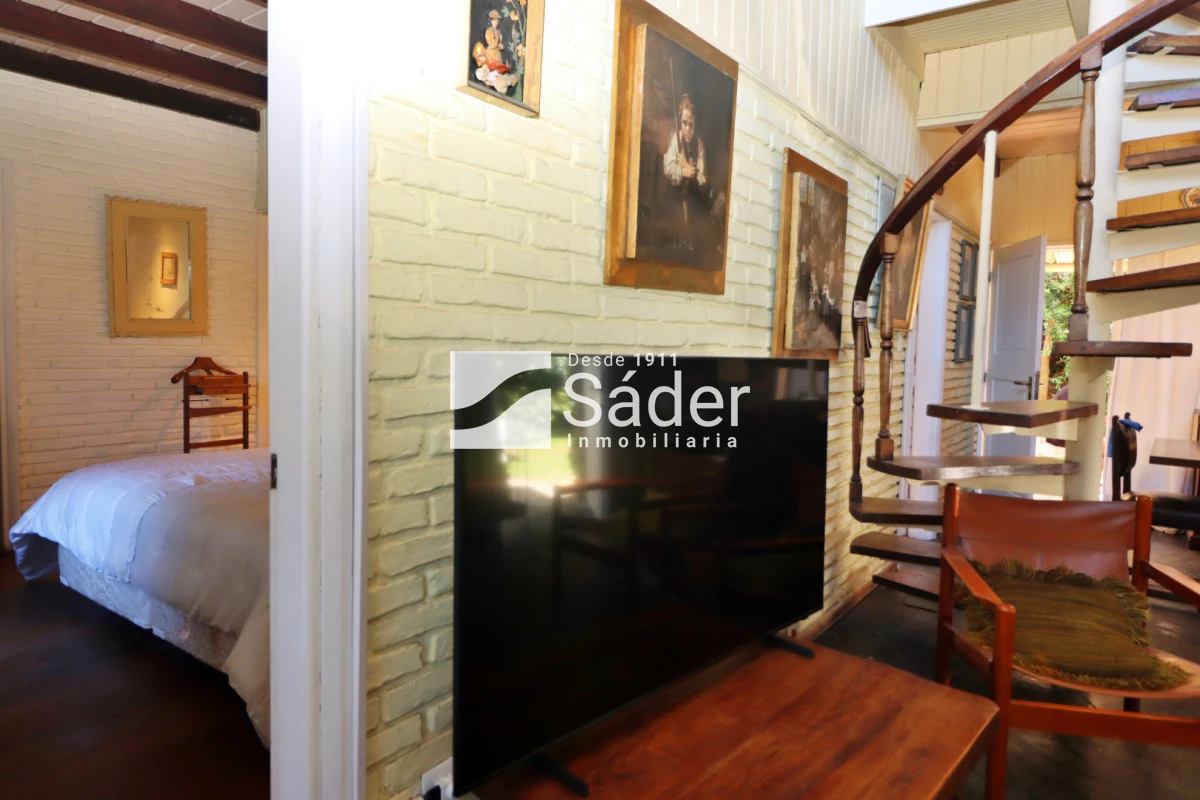 Casa ID.4546 - Casa en alquiler anual. Pinares a metros del mar