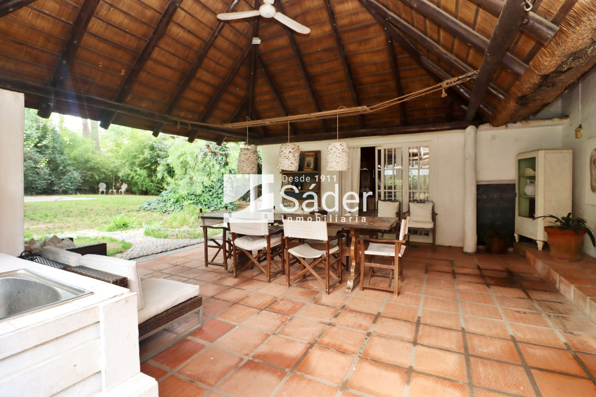 Casa ID.4043 - Quincho a 900 mts. del mar